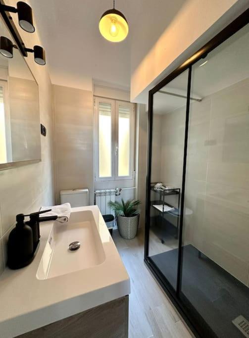 Nuevo Apt De Diseno Para 7Pax En Centro/La Latina Madrid Exteriör bild